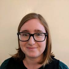 Lauren Bradt's Instagram, Twitter & Facebook