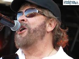 Hank Williams Jr. Signs with Nash Icons
