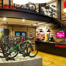 Breuer S Bikebahnhof Eroffnet Specialized Concept