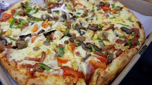 There was a promo that if i order a large a la carte pizza it will be upgraded to cheese stuffed crust however i only noticed it after placing. Super Supreme Picture Of Pizza Hut Jakarta Tripadvisor