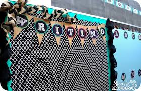 Black And White Bulletin Board Ideas B2s Prep Classroom Enviornment Chalkboard Classroom Burlap Classroom Classroom Makeover