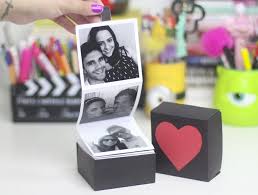 Caixa Decorativa Para Dia Dos Namorados Diy Dia Dos Namorados Caixinha Com Fotos Passando Blush Caixinha Com Fotos Presentes Criativos Para Namorado Presentes Criativos