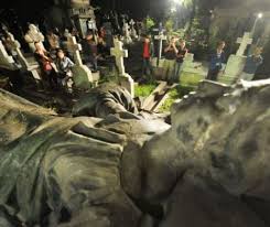 Program noaptea muzeelor 2019 potrivit unui comunicat al muzeului antipa, transmis miercuri agerpres, programul special al nopţii muzeelor de la această instituţie muzeală va începe sâmbătă, 18 mai, la ora 18,00 şi se va termina la ora 24,00 (ora anunţată pentru închidere reprezentând ora de. Noaptea Muzeelor Programul Celor Mai Interesante Locuri De Vizitat Evenimentul Zilei