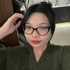 Xin lõi chứ này gu em, có mấy anh kiểu giỏi lắm cơ nhưng điều ngta quan tâm  là kiến thức chứ ít chăm sóc vẻ bề ngoài VD: anh có kênh