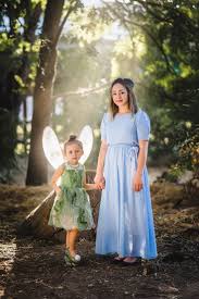 Disney S Peter Pan Costumes For The Whole Family Nicole Banuelos Peter Pan Costumes Wendy Costume Peter Pan Costume Kids