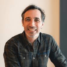 José Cabanas es miembro de Consejo de Gobierno de AMKT