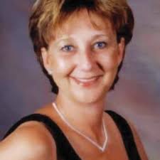 Rebecca Strecker's Instagram, Twitter & Facebook