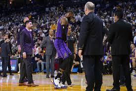 A day after suffering a high right ankle sprain, los angeles lakers star lebron james sat on the bench and drew up plays on an ipad. Lebron James Is Hurt In Lakers Blowout Of The Warriors The New York Times