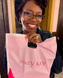 Lisa 'Cadillac' Mack, Mary Kay Independent Beauty Consultant