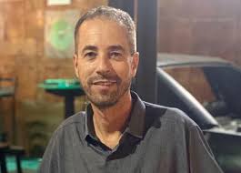 Professor » Jenner Karlisson Pimenta dos Reis » Escola de Veterinária »  VET-DEPTO MED VETER PREVEN » Somos UFMG