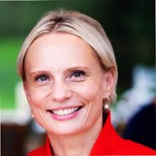 Victoria Freitas Email & Phone Number