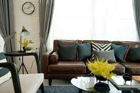 7 Romantic Curtain Color For Brown Furniture And Beige Walls Gallery Brown Furniture Living Room Brown Sofa Inspiration Brown Furniture