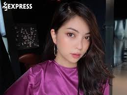 Nhật Lê là ai? Cô gái thị phi trong dàn WAGS hot của tuyển Việt Nam