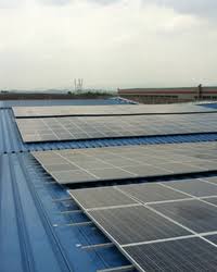 They are headquartered out of shanghai, china and employ over 12,000 across their 8 production facilities around the world. Jinkosolar Solarzellen Produzent Sichert Sich Lieferungen Fur Walz Glas Bis 2023 It Times