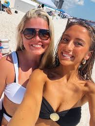 Chloe Brown (@_chloebrownn) • Instagram photos and videos