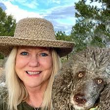 Marie Hamm's Instagram, Twitter & Facebook