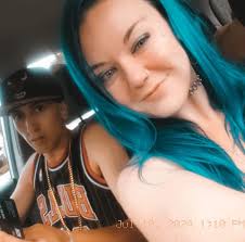 Kristen Taylor (@Babyxl0v3) • Facebook