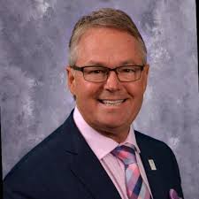 Giant gratitude to The Ohio State University College of Veterinary Medicine  for preparing me for a rewarding profession by providing a great education  from unbelievable educators and mentors…