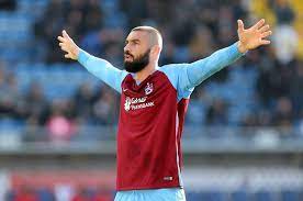 Milli futbolcu, eski takımı trabzonsporla anlaştı. Burak Yilmaz Trabzonspor Dan Alacaklari Icin Tff Ye Basvurdu Ntvspor Net
