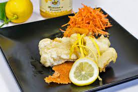 Baccala Fritto In Tempura Con Miele Limone Zenzero Antica Apicoltura Dimauro Su Cialda Di Parmigiano In Cucina Con Patty