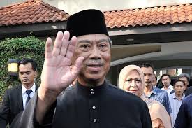 Prime minister muhyiddin yassin has urged malaysians to not fall for the #kerajaangagal campaign calling for his resignation. Malaysia S Premier Mahathir Mohamad Is Ousted In A Surprising Turn The New York Times