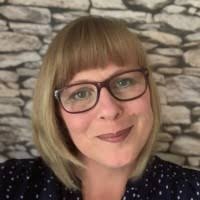 70+ perfiles de «Marina»