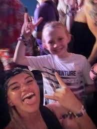 Did any parents get any videos of the Beginner Band last evening that would  like to share? I tried to take videos for my boy but my iPhone storage was  full. 🙁 |