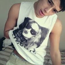 Angie Hermosillo's Instagram, Twitter & Facebook