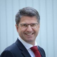 700+ Profile mit dem Suchbegriff „Lutgen“