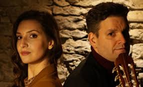 Veitshöchheims italienische Partnerschaftsbeauftragte Sieglinde Winter-Denk  lädt zu einem Konzert am 4. Juli mit der Mezzo-Sopranistin Marzia Marzo und  dem klassischen Gitarristen Oliver Thedieck ein