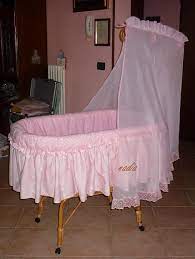 Rivestire Una Culla Di Vimini Per Vicky Culla Di Vimini Culla Lenzuola Da Letto