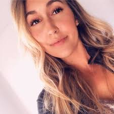 Brooke Charron's Instagram, Twitter & Facebook