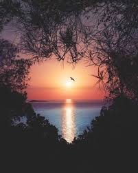 Sonnenuntergang Mit Herz Herz Mit Sonnenuntergang Naturbilder Naturfotografie Fantasielandschaft