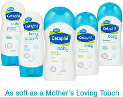 Know how to hold your baby in the bath. Introducing The All New Cetaphil Baby Cetaphil Philippines Babybathing Baby Bathing Design New Baby Products Baby Gift Sets Baby Boy Photography