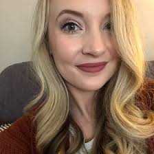 Ali Shultz's Instagram, Twitter & Facebook