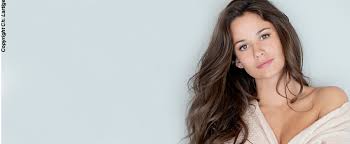 Lucie lucas (tv actress) was born on the 24th of march, 1986. Lucie Lucas Officiel Facebook