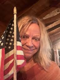 Gay Knapp's Instagram, Twitter & Facebook