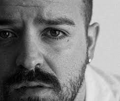 Iris Oiram prépare son Exil