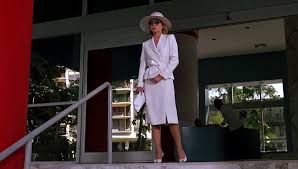 This proved to be her breakthrough role. Michelle Pfeiffer S Halston Style Costumes In Scarface