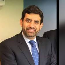 Alex Campos comunica sua renúncia ao cargo de diretor da Anvisa