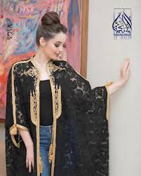 Pin By Amalzrlh On Traditional Women Blouses Fashion Kimono Fashion Abaya Fashion