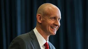 Chris Mack's Instagram, Twitter & Facebook