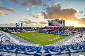 Is drinking a floridian hefeweizen by funky buddha brewery at fau football stadium. Pin On Boca Raton Fau Florida Atlantic University
