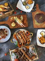 مطعم مكان لامير الأسعار المنيو الموقع مطاعم و كافيهات دبي