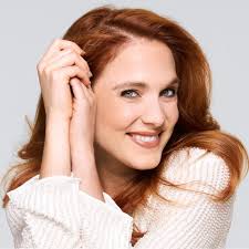 Wow !! #Vivenosdivas du Cirque du Soleil… c'est majestueux. ⭐️L'ajout des  chanteuses quintuples l'émotion (Heidi Jutras, Francesca Comeau et...