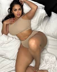 Jessenia rebecca hot