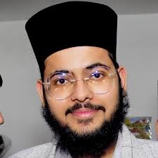 जब ताजुश्शरिया इस दुनिया से गये बहुत से मुखालिफ़ीन ने कहा अब तो बरेली की  मस्नद खाली हो गई बरेली की खानकाह सूनी हो गई लेकिन अपनी ज़िंदगी में ...