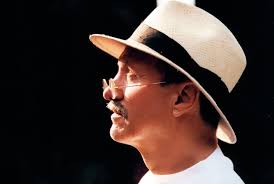 The real J. Peterman turns to a Texas company for a baseball product in his  spring catalog