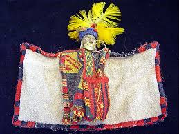 Estatuilla Masculina De Oro Laminado Formaba Parte Del Ajuar Funerario Del Nino De Llullaillaco Salta Foto Gentilez Culturas Prehispanicas Arqueologia Inca