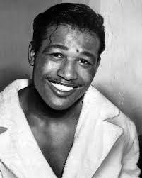 Someone once said there was a comparison between Sugar Ray Leonard and  Sugar Ray Robinson. Believe me, there's no comparison. Sugar Ray Robinson  was the greatest." Sugar Ray Leonard🥊